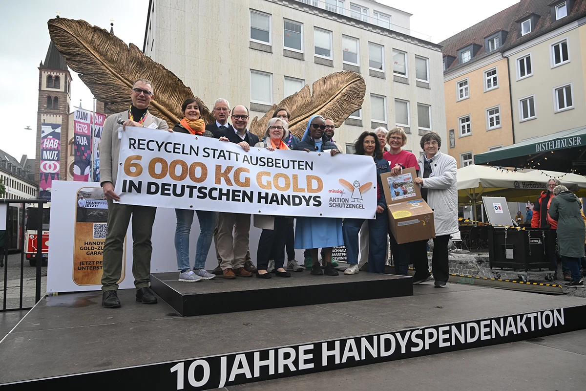 Missio 10 Jahre Handyspendenaktion